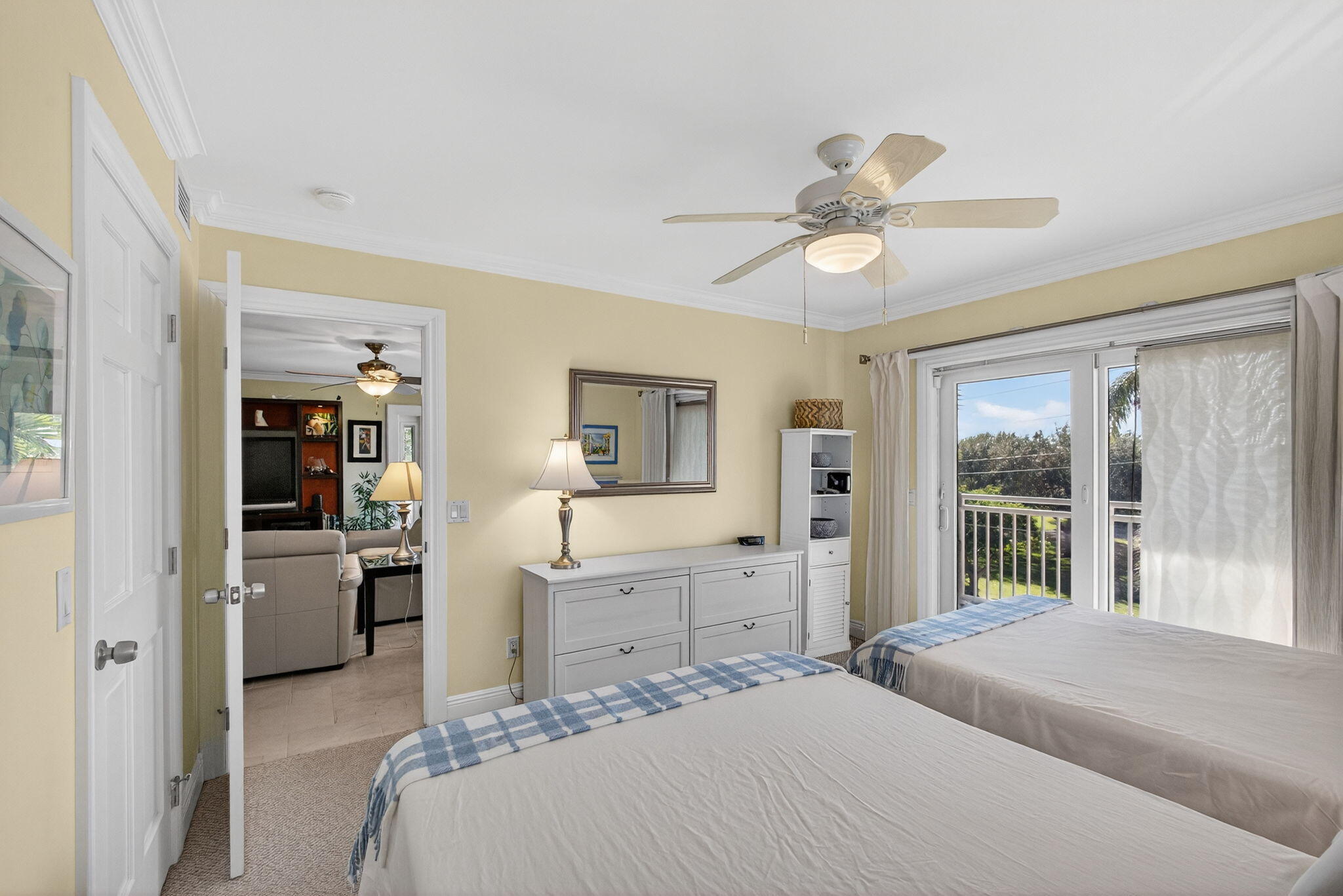 129 South Golfview Road, Unit 7 Lake Worth Beach, FL 33460 - Photo 20 of 79 24-web-or-mls-5D1A7750