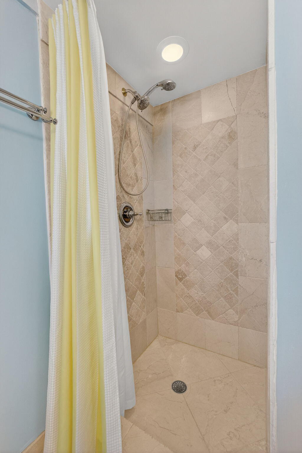 129 South Golfview Road, Unit 7 Lake Worth Beach, FL 33460 - Photo 23 of 79 28-web-or-mls-5D1A7773