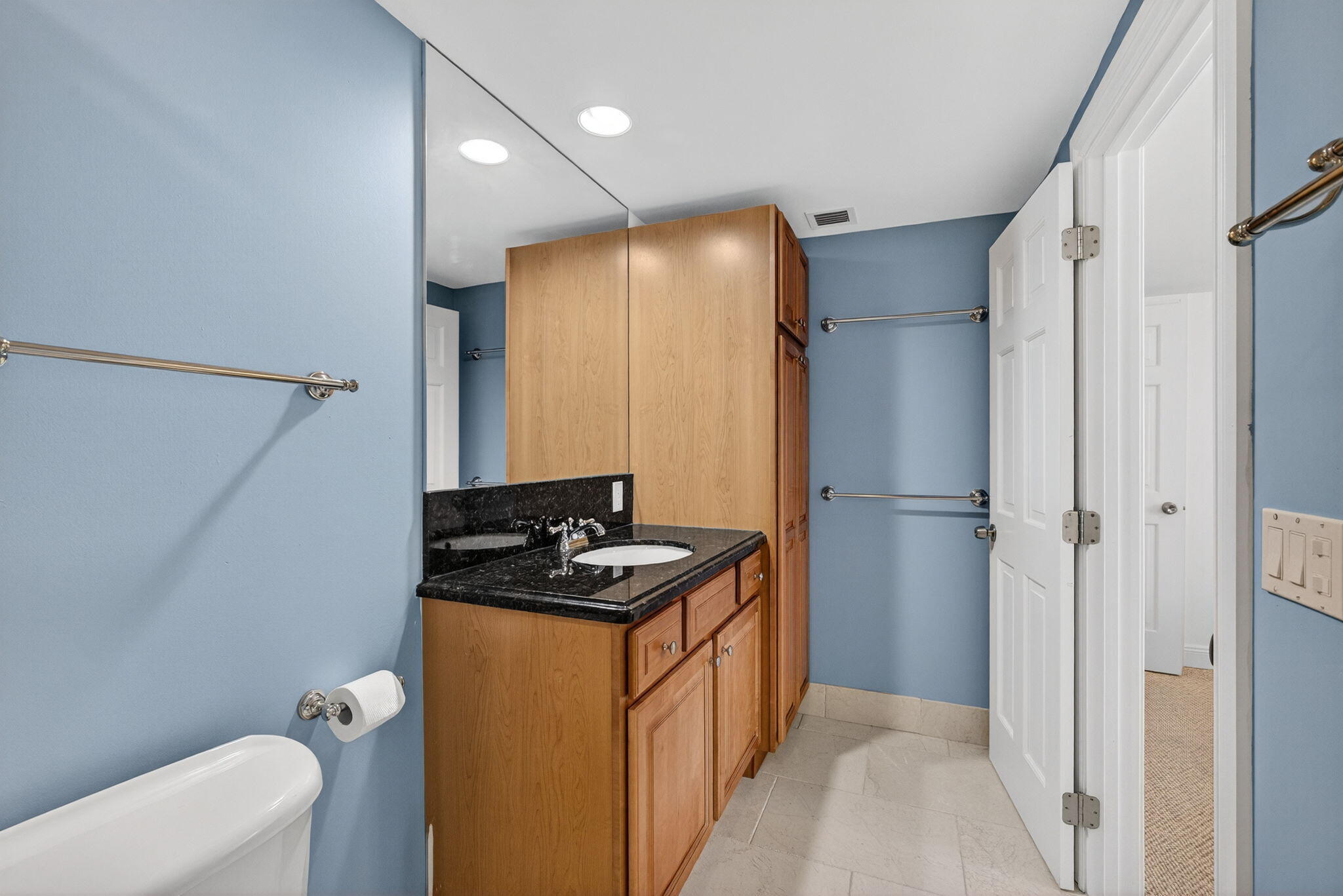 129 South Golfview Road, Unit 7 Lake Worth Beach, FL 33460 - Photo 28 of 79 37-web-or-mls-5D1A7816