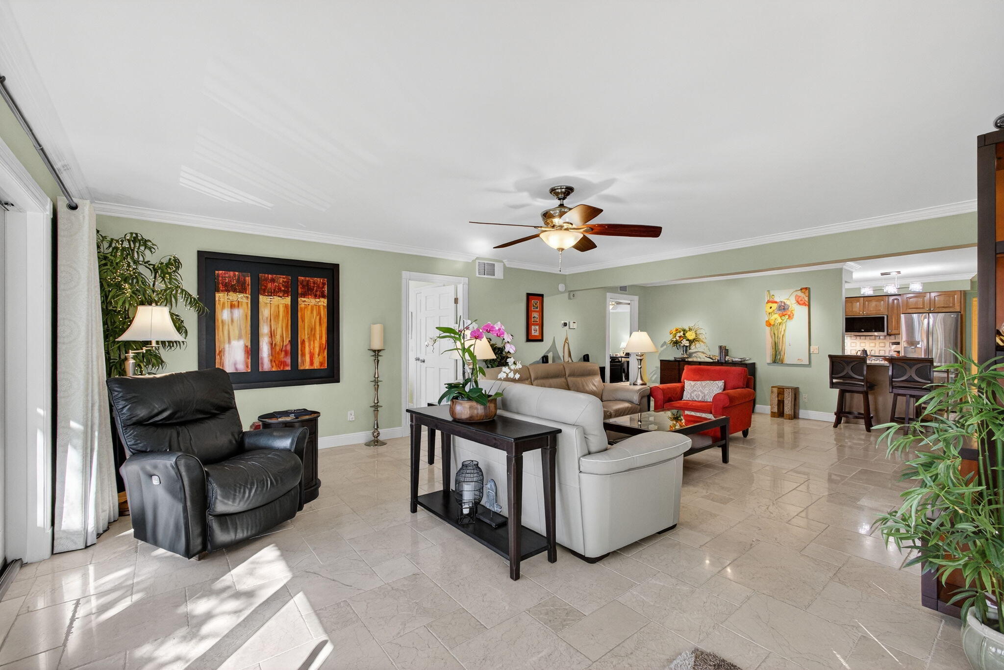 129 South Golfview Road, Unit 7 Lake Worth Beach, FL 33460 - Photo 10 of 79 8-web-or-mls-5D1A7669