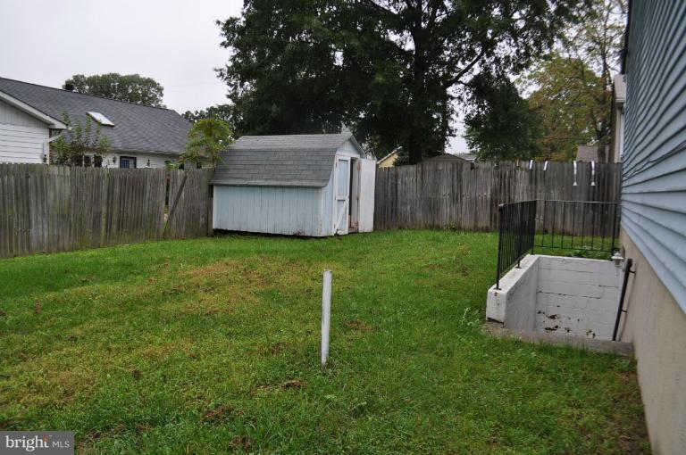7794 East Shore Road Pasadena, MD 21122 - Photo 9 of 21 Exterior (General)