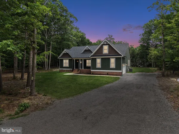 $599,990 | 184 Anna Coves Court, Mineral, VA 23117