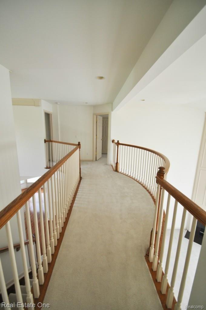 2395 Andover Boulevard Rochester, MI 48306 - Photo 18 of 30 18.jpg