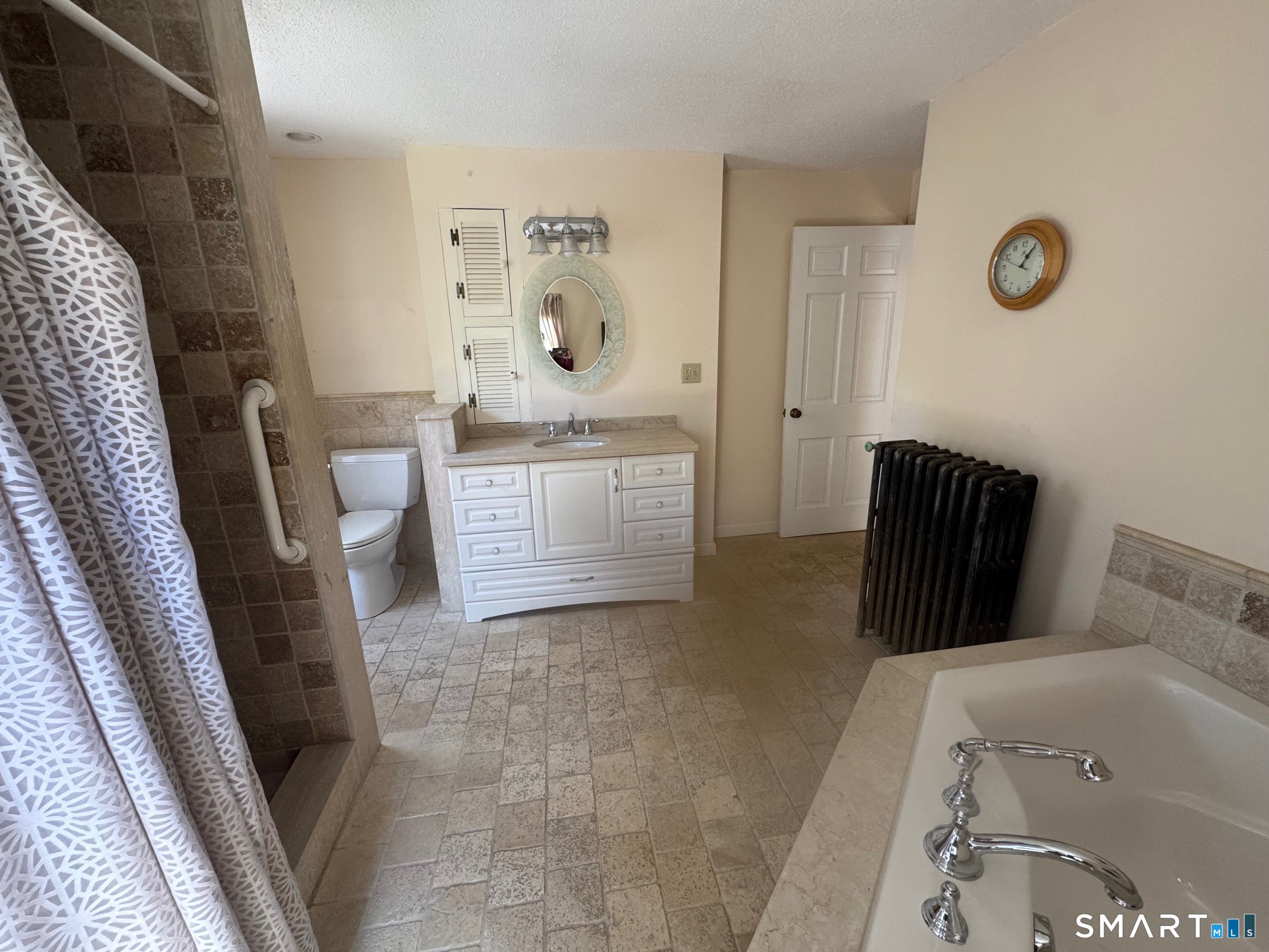 217 Walnut Street Winchester, CT 06098 - Photo 11 of 34