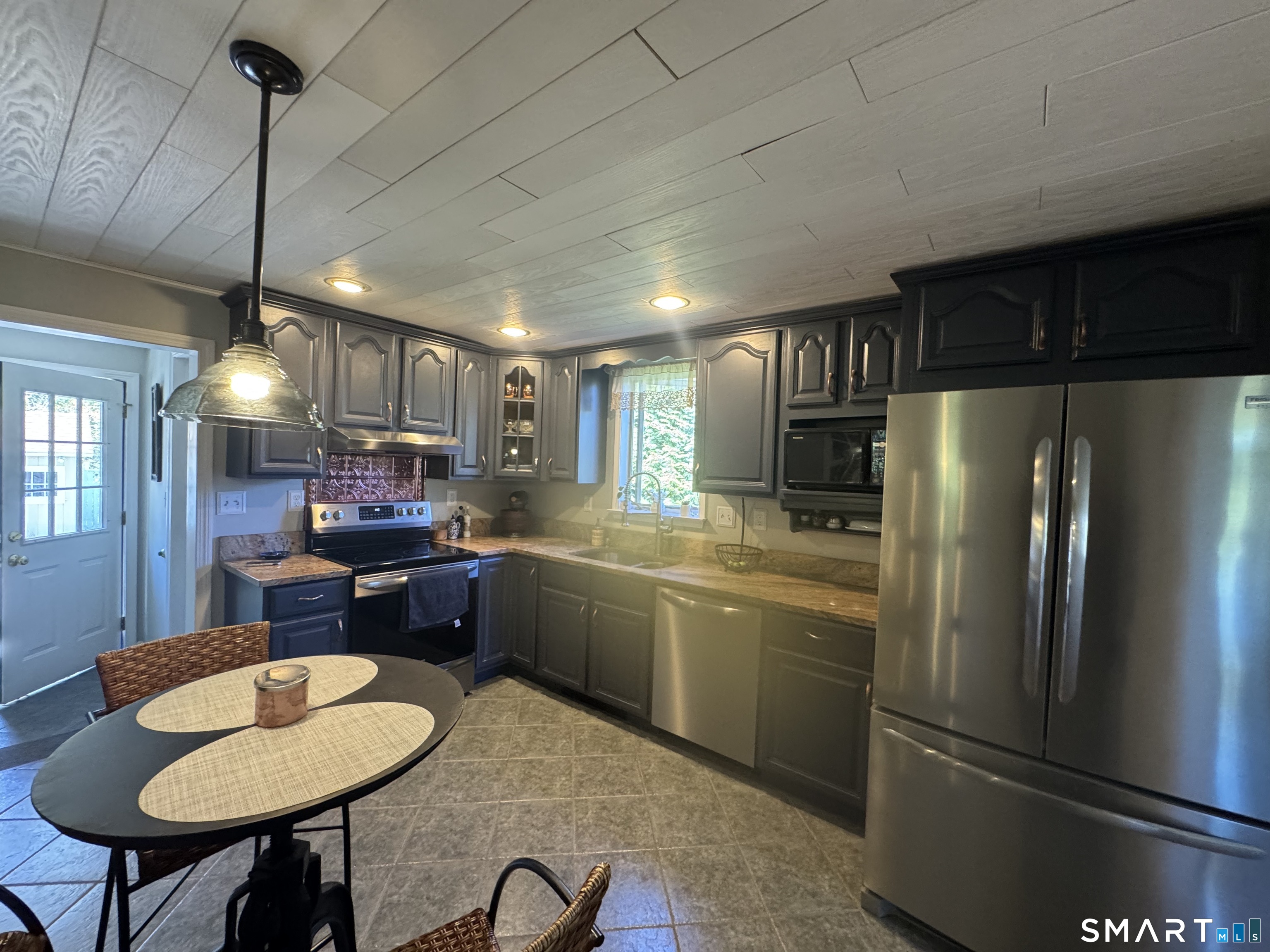 217 Walnut Street Winchester, CT 06098 - Photo 19 of 34