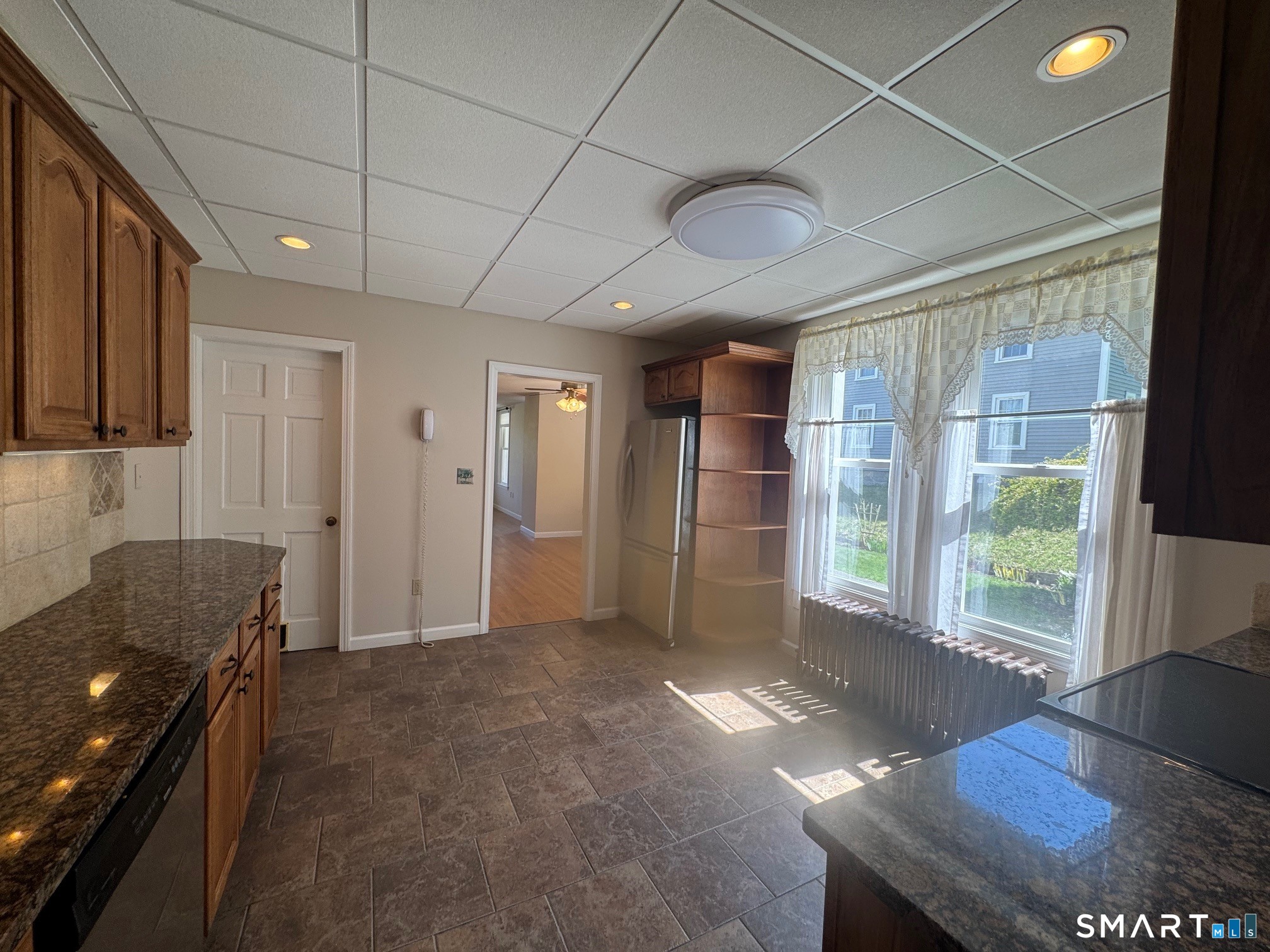 217 Walnut Street Winchester, CT 06098 - Photo 8 of 34