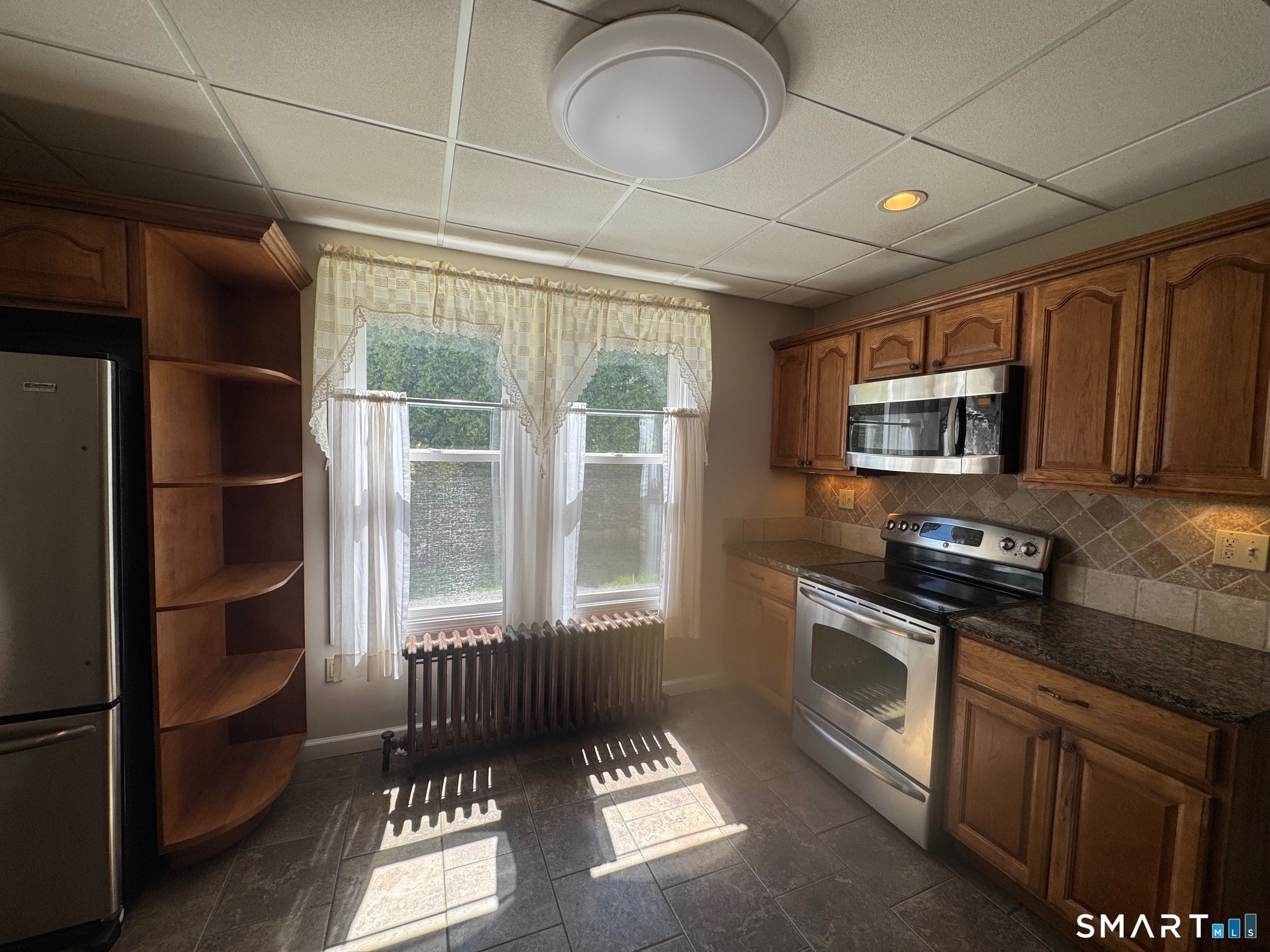 217 Walnut Street Winchester, CT 06098 - Photo 9 of 34