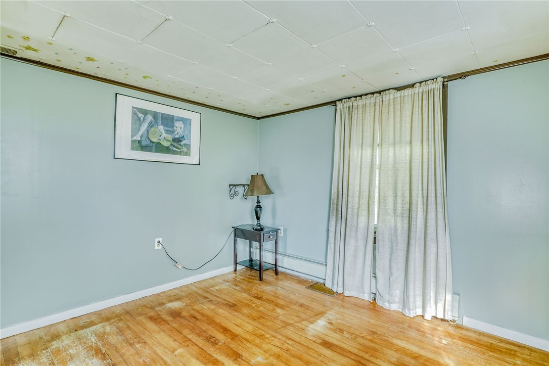 16 Pannell Road Perinton, NY 14450 - Photo 15 of 27