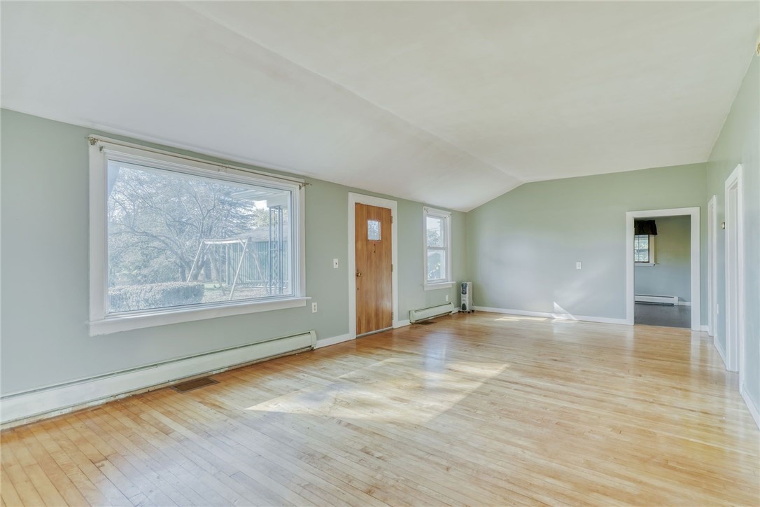 16 Pannell Road Perinton, NY 14450 - Photo 2 of 27