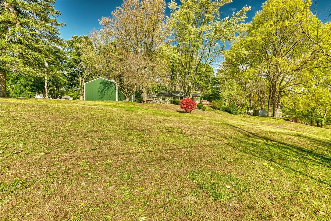 16 Pannell Road Perinton, NY 14450 - Photo 25 of 27