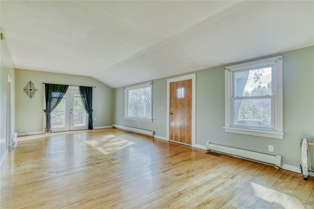 16 Pannell Road Perinton, NY 14450 - Photo 5 of 27