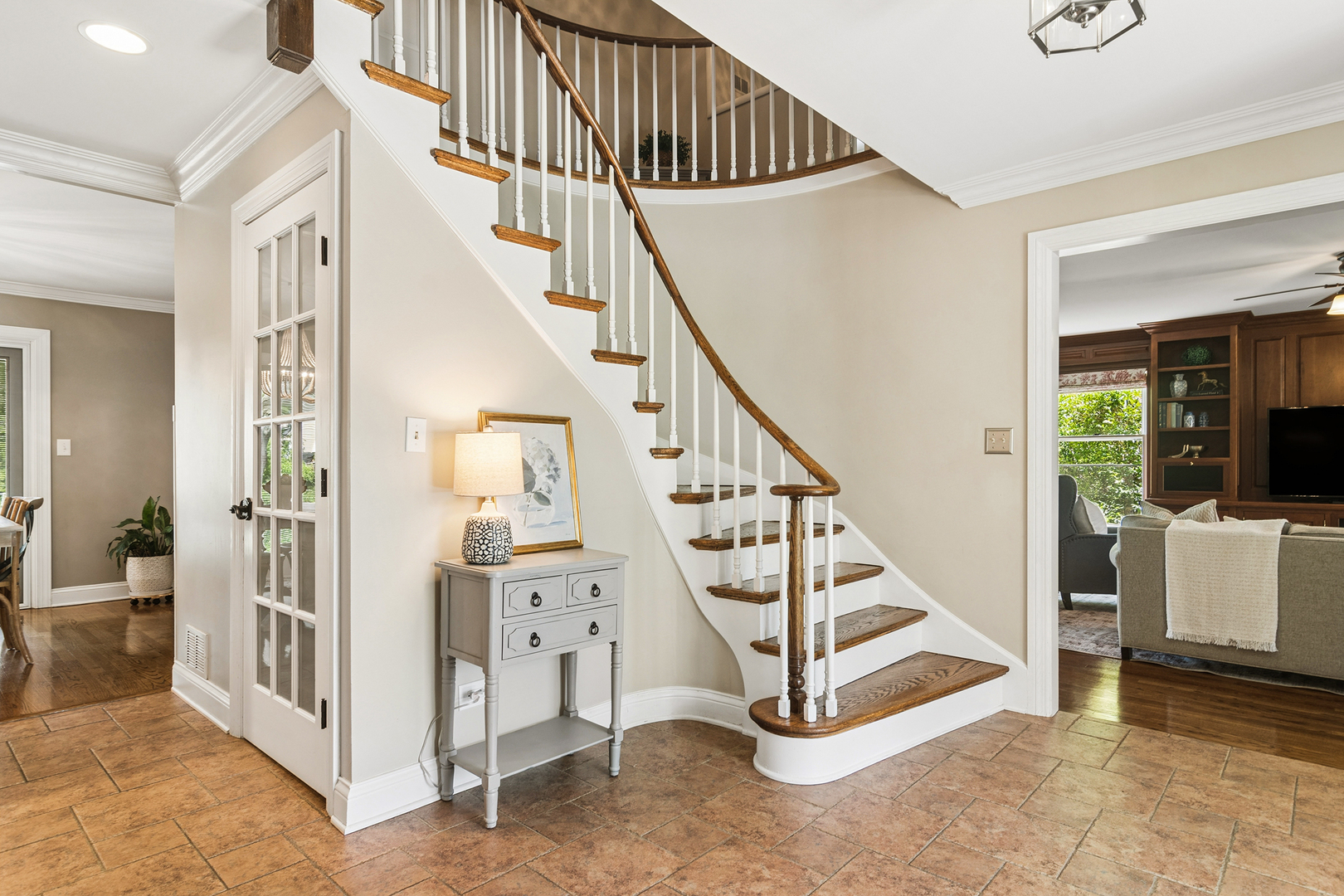 165 North Valley Road Barrington, IL 60010 - Photo 2 of 37