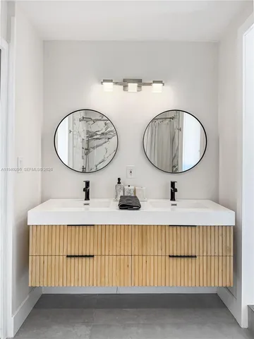 $1,200,000 | 337 Forest Hill Boulevard, West Palm Beach, FL 33405