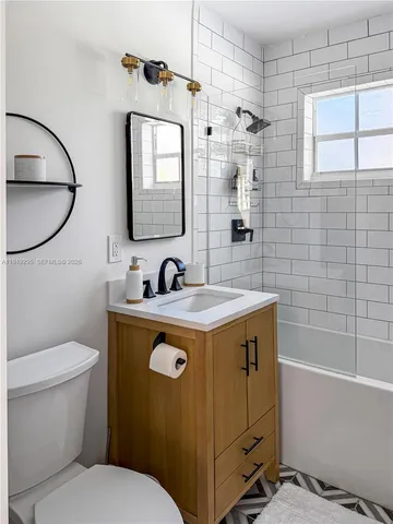 $1,200,000 | 337 Forest Hill Boulevard, West Palm Beach, FL 33405