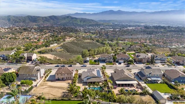 $1,500,000 | 229 Oldenburg Lane, Norco, CA 92860