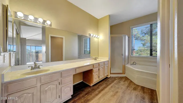 $350,000 | 19400 North Westbrook Parkway, Unit 333, Peoria, AZ 85382