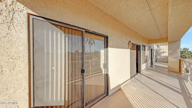 $350,000 | 19400 North Westbrook Parkway, Unit 333, Peoria, AZ 85382
