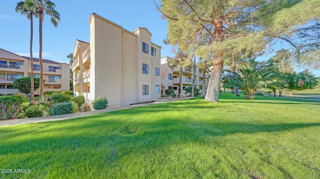 $350,000 | 19400 North Westbrook Parkway, Unit 333, Peoria, AZ 85382