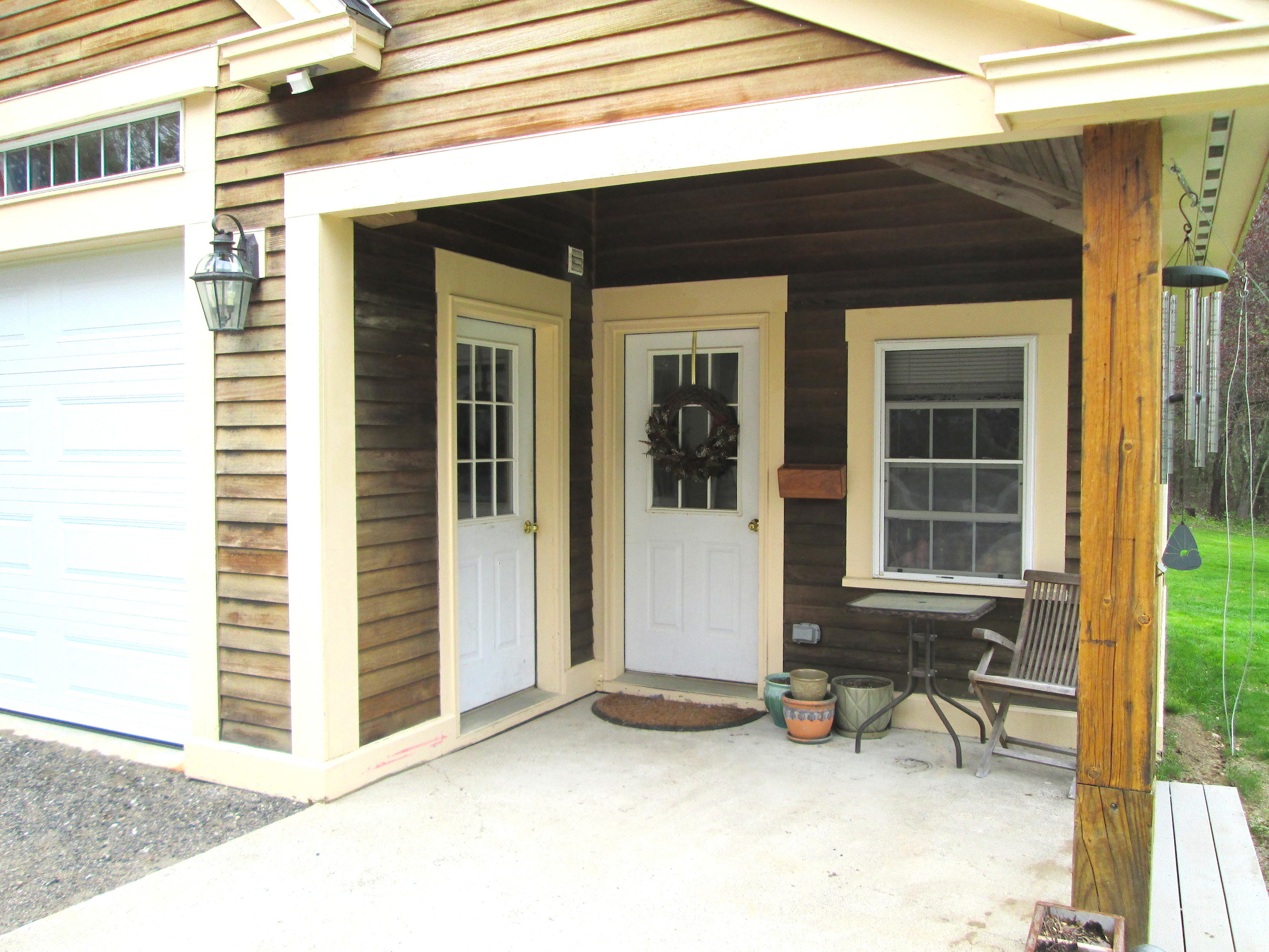 119 Ash Swamp Road Scarborough, ME 04074 - Photo 16 of 24 inlaw entry