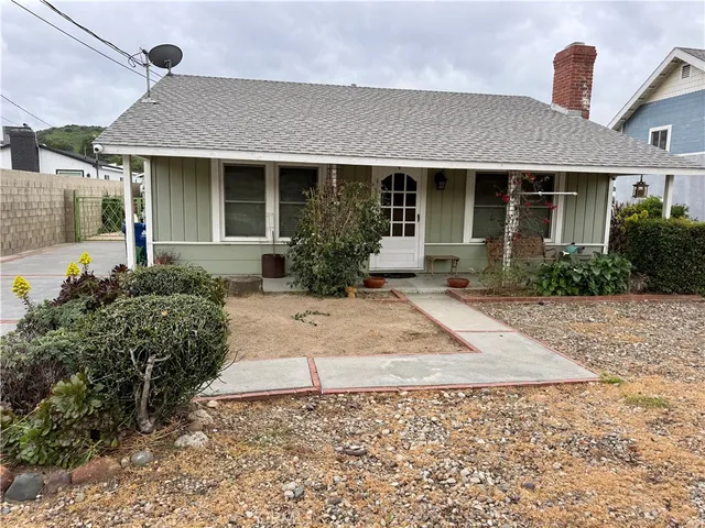 $996,000 | 10436 La Tuna Canyon Road, Sun Valley, CA 91352