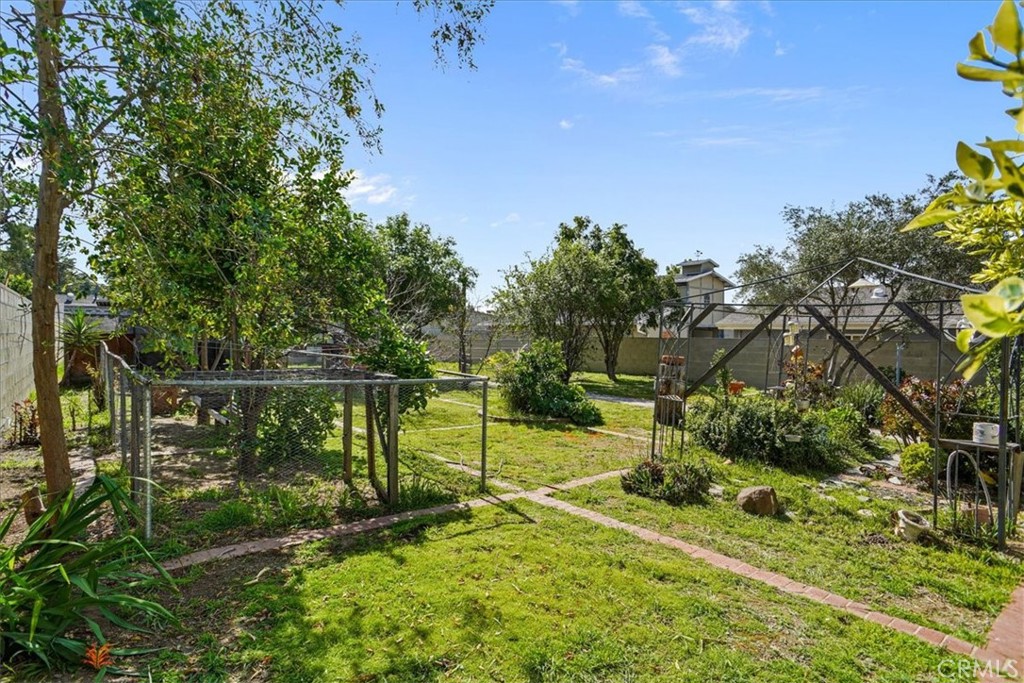 10436 La Tuna Canyon Road Sun Valley, CA 91352 - Photo 23 of 34