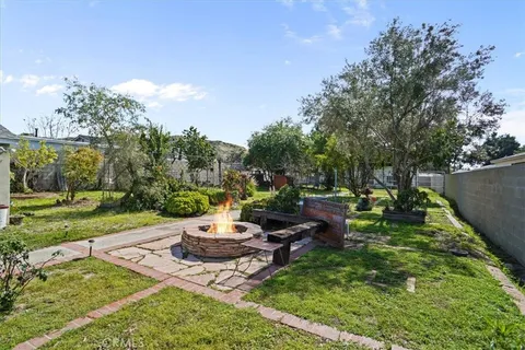 $996,000 | 10436 La Tuna Canyon Road, Sun Valley, CA 91352