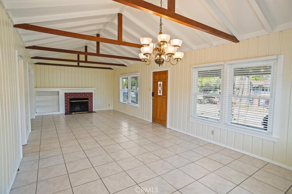 10436 La Tuna Canyon Road Sun Valley, CA 91352 - Photo 7 of 34