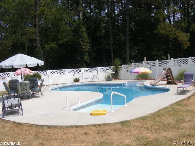 5810 Bethlehem Road Richmond, VA 23230 - Photo 10 of 12 Pool - Large inground pool surrounded by privacy f
