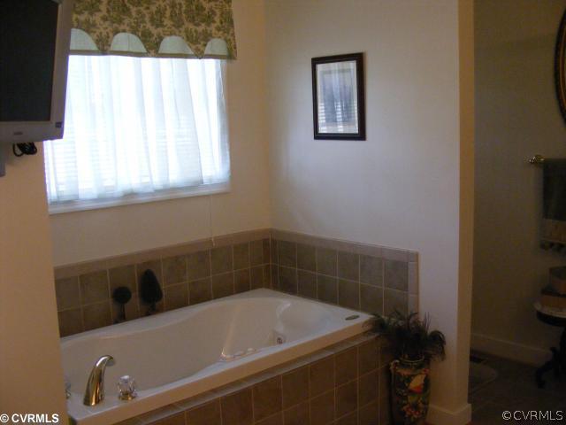 5810 Bethlehem Road Richmond, VA 23230 - Photo 9 of 12 Master Bath - Huge master bath/dressing room with