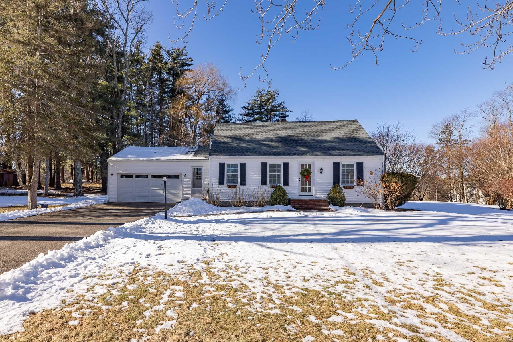 31 Freshet Road Madbury, NH 03823 - Photo 1 of 40 Gallery Image 1