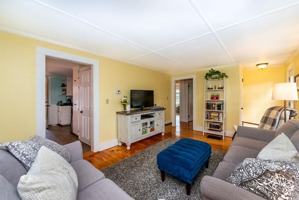 31 Freshet Road Madbury, NH 03823 - Photo 6 of 40 Gallery Image 6