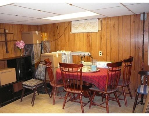 161 Lloyd Avenue Springfield, MA 01119 - Photo 17 of 27 Gallery Image 17