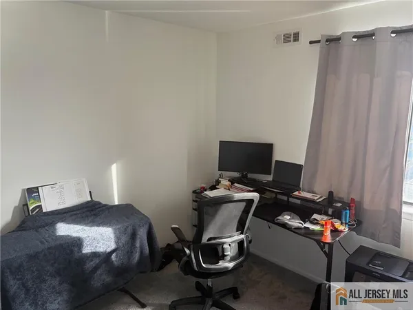 $2,200 | 802 Lindsey Court, Evesham, NJ 08053