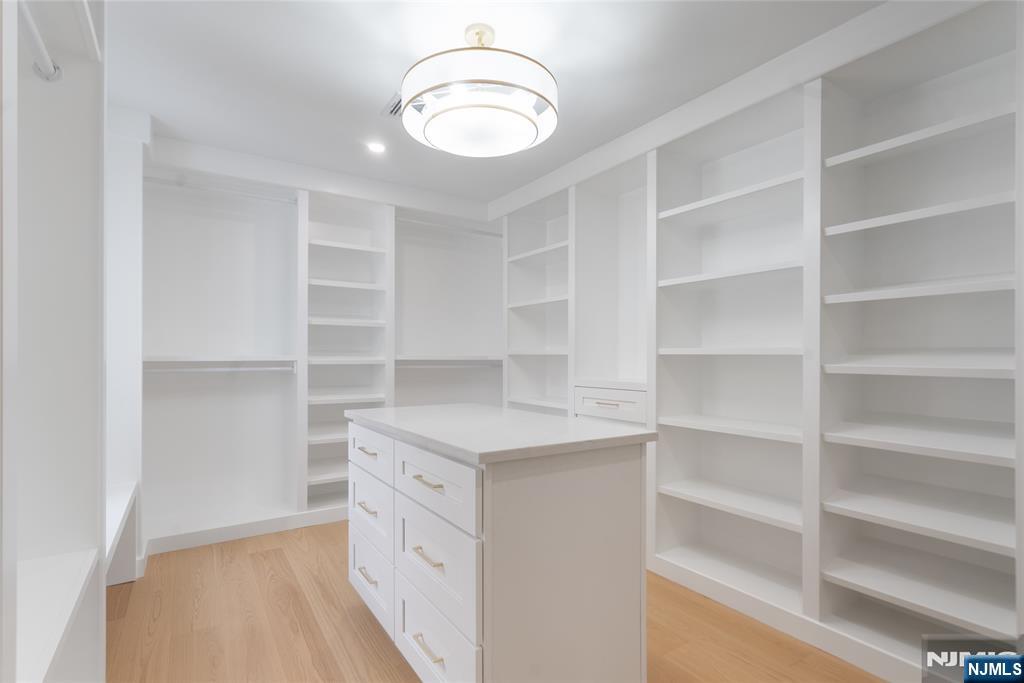 333 Harrison Street Paramus, NJ 07652 - Photo 40 of 50