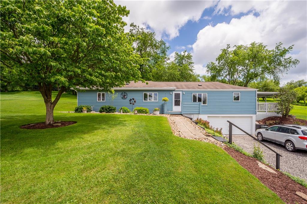 8 Leasure Way Cecil, PA 15321 - Photo 2 of 30