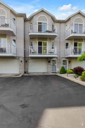 $349,900 | 1704 Castleview, Gladwin, MI 48624