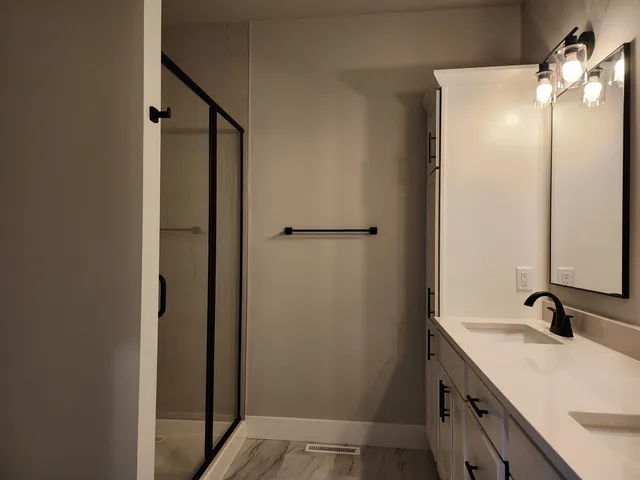 $3,000 | 4857 Lacy, Fitchburg, WI 53711