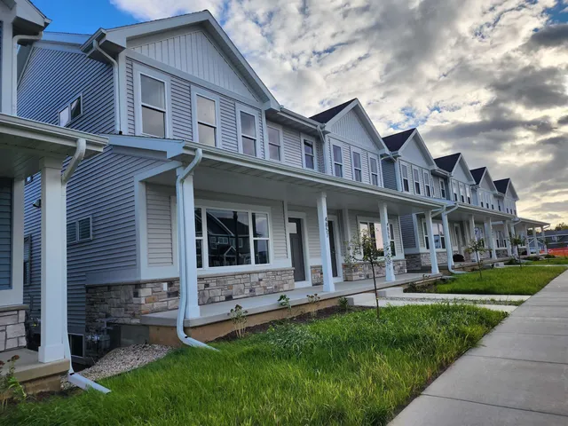 $3,000 | 4857 Lacy, Fitchburg, WI 53711