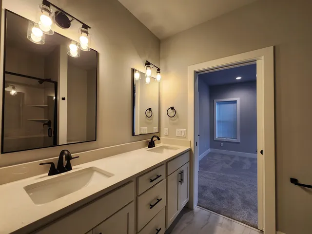 $3,000 | 4857 Lacy, Fitchburg, WI 53711