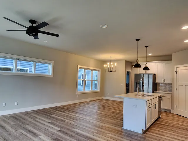 $3,000 | 4857 Lacy, Fitchburg, WI 53711