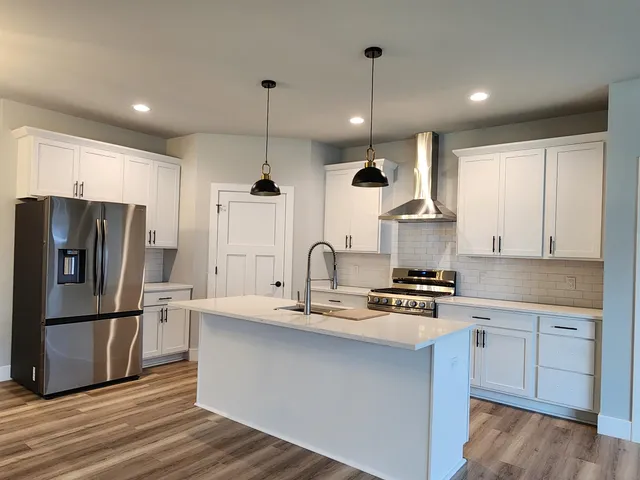 $3,000 | 4857 Lacy, Fitchburg, WI 53711