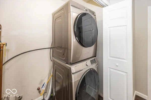 $310,000 | 8868 Pine Tree Boulevard, Indianapolis, IN 46256