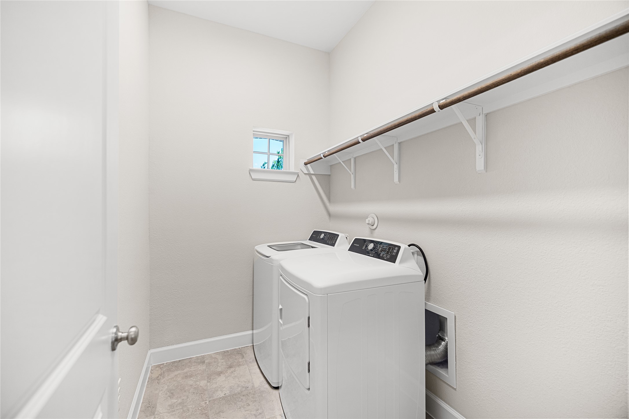 15611 Rising Wren Court Conroe, TX 77302 - Photo 30 of 41 Utility Room