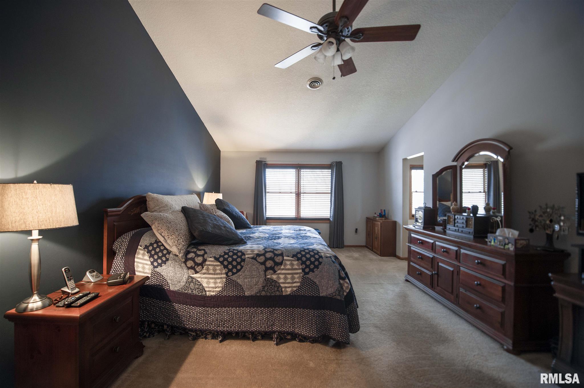4685 Heatherstone Road Bettendorf, IA 52722 - Photo 18 of 32 Gallery Image 18