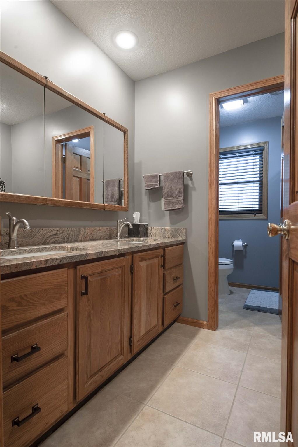 4685 Heatherstone Road Bettendorf, IA 52722 - Photo 25 of 32 Gallery Image 25