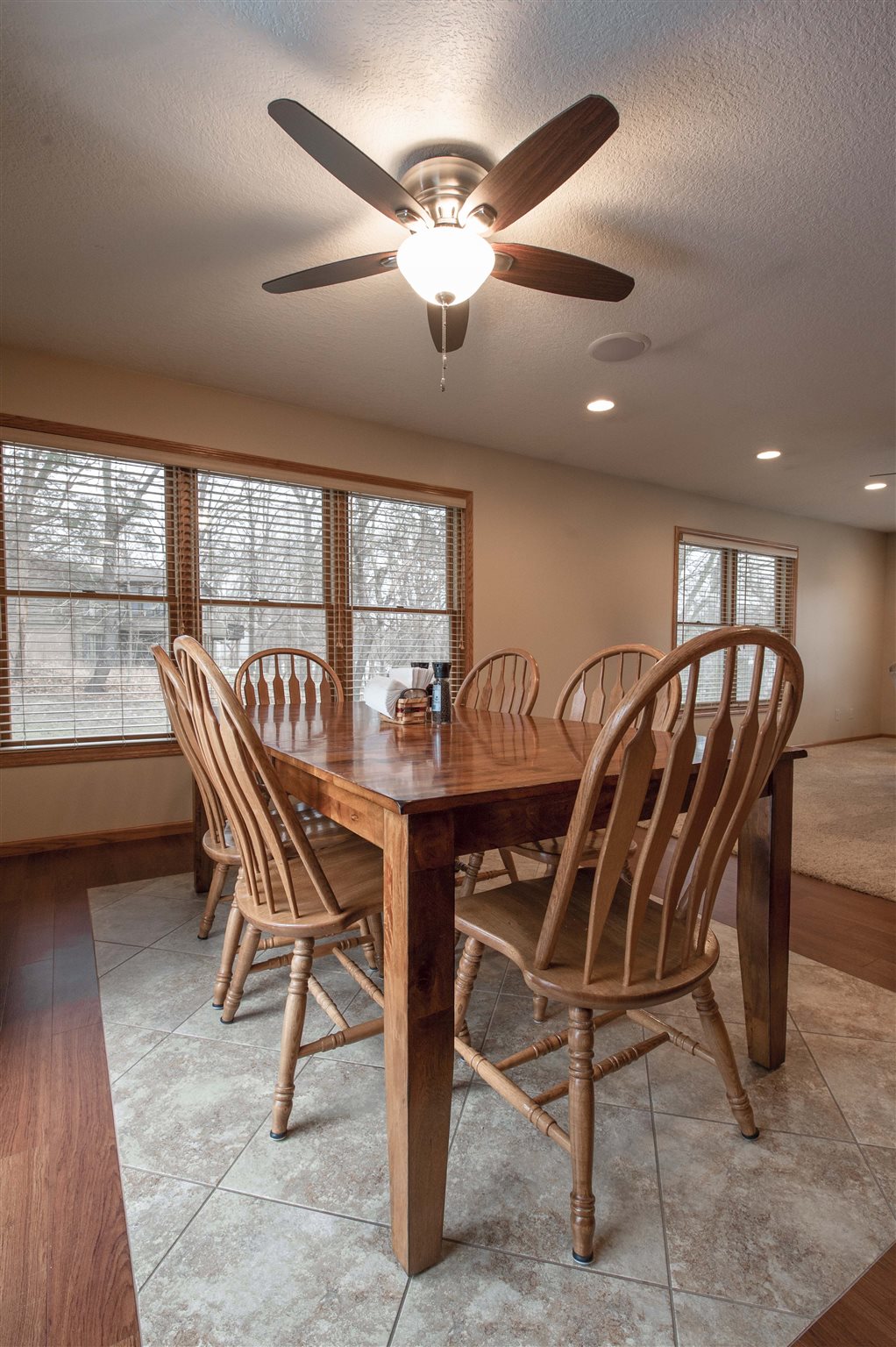 4685 Heatherstone Road Bettendorf, IA 52722 - Photo 6 of 32 Gallery Image 6