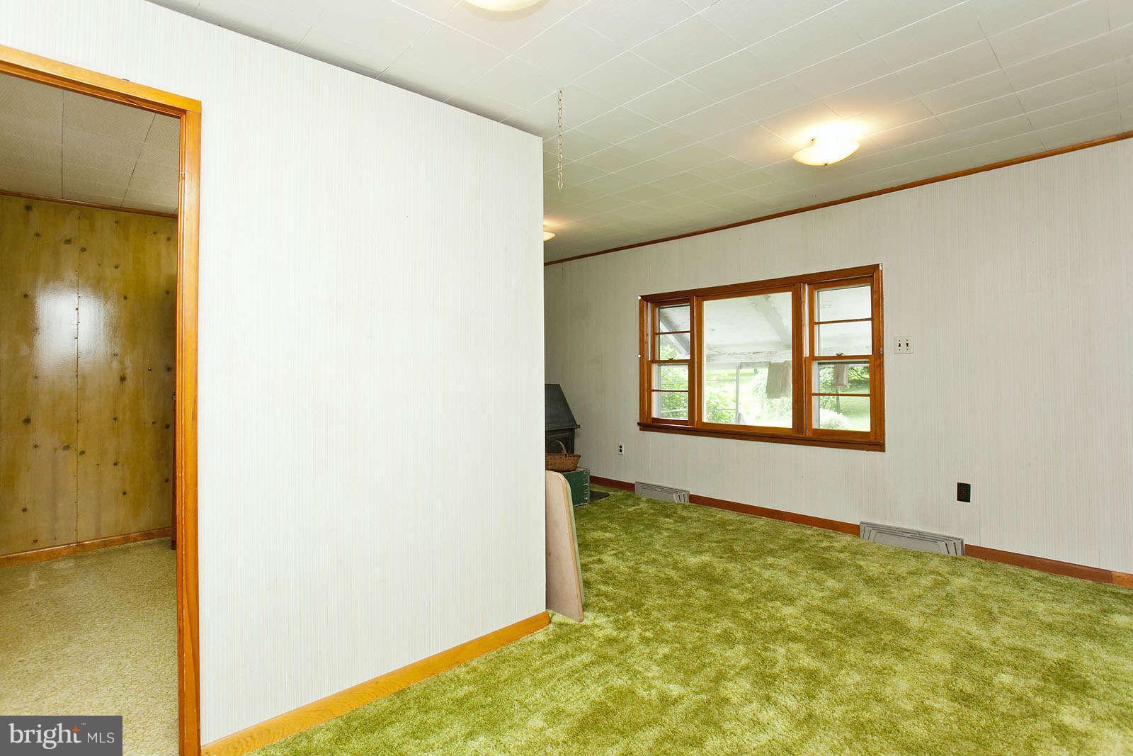 833 Redland Road Cross Junction, VA 22625 - Photo 14 of 30 Interior General