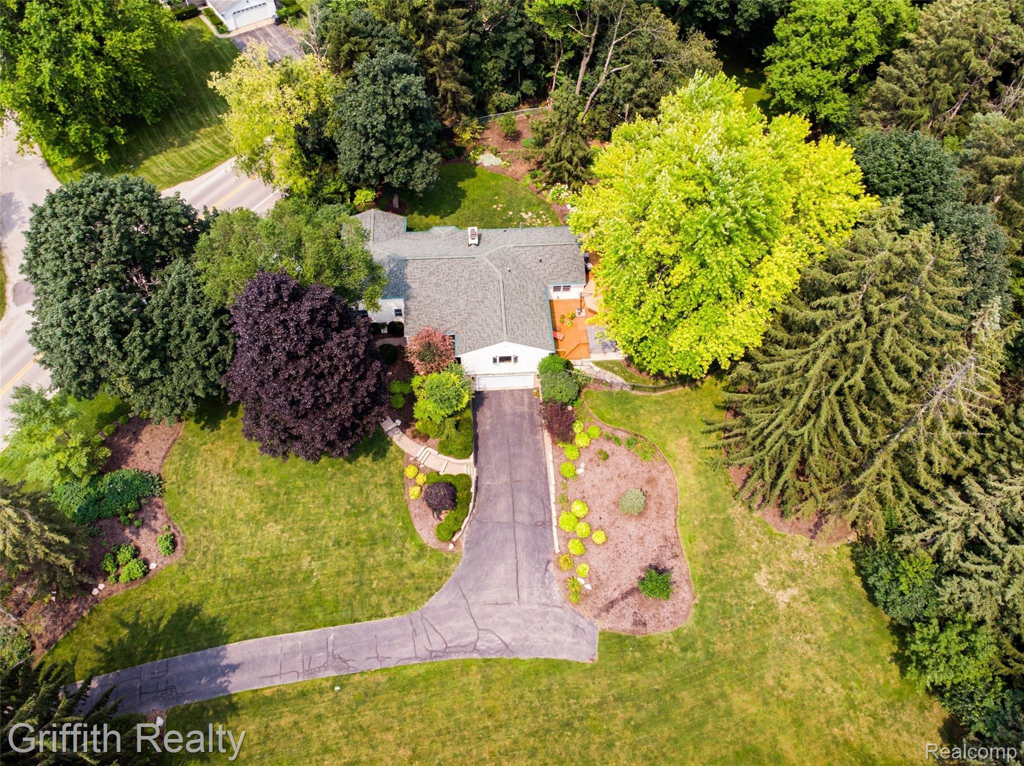 2450 Golf Club Road Howell, MI 48843 - Photo 49 of 59 2450 Golf Road-56.jpg