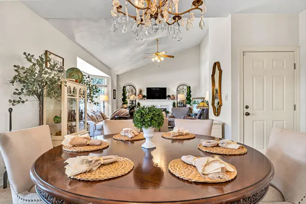 $779,000 | 3535 Windsor Oaks Circle Southwest, Roanoke, VA 24018