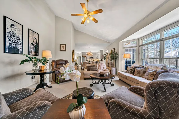 $779,000 | 3535 Windsor Oaks Circle Southwest, Roanoke, VA 24018